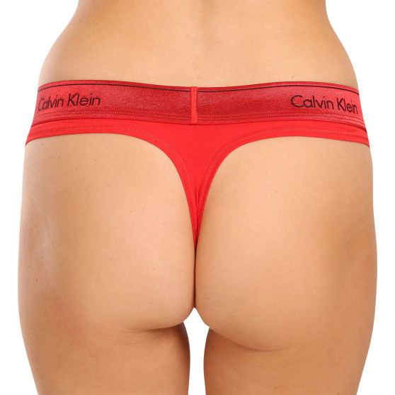 String femme Calvin Klein rouge (QF7449E-XAT)